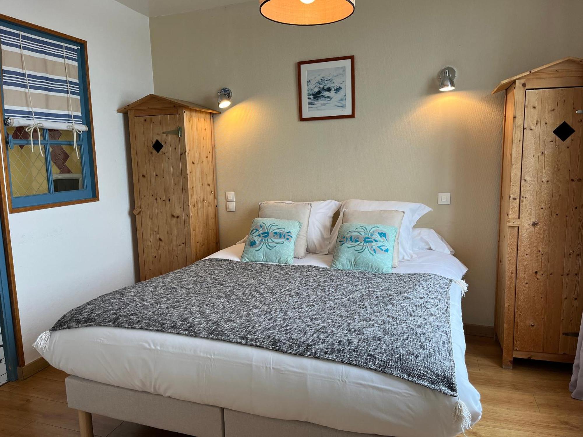 Les Transats Chambre Et Appartements Face A La Mer Barfleur Esterno foto